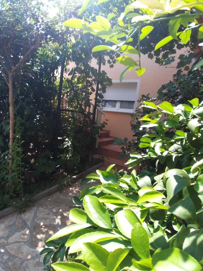 Apartmani Kutlesa ヴォディツェ エクステリア 写真