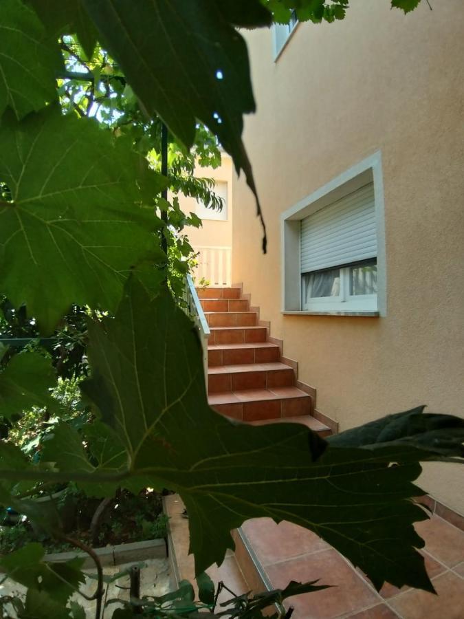 Apartmani Kutlesa ヴォディツェ エクステリア 写真