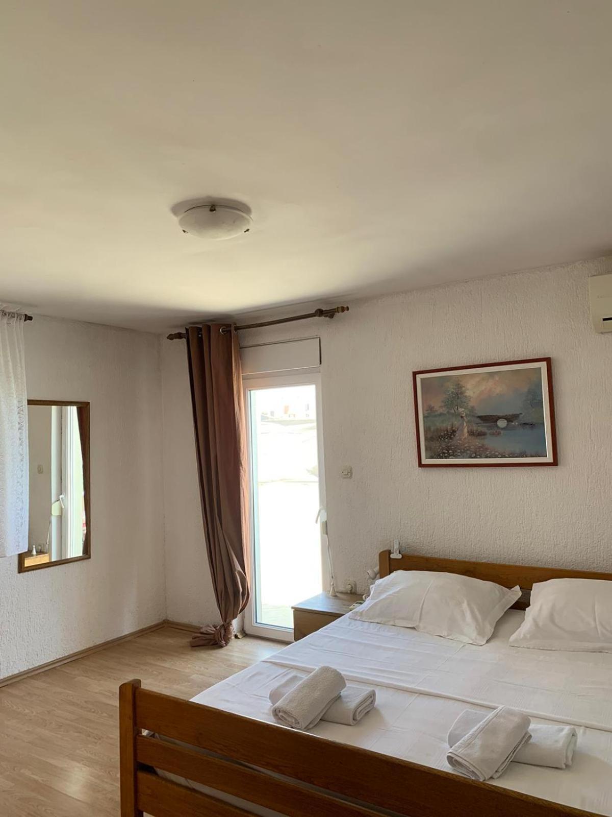 Apartmani Kutlesa ヴォディツェ エクステリア 写真