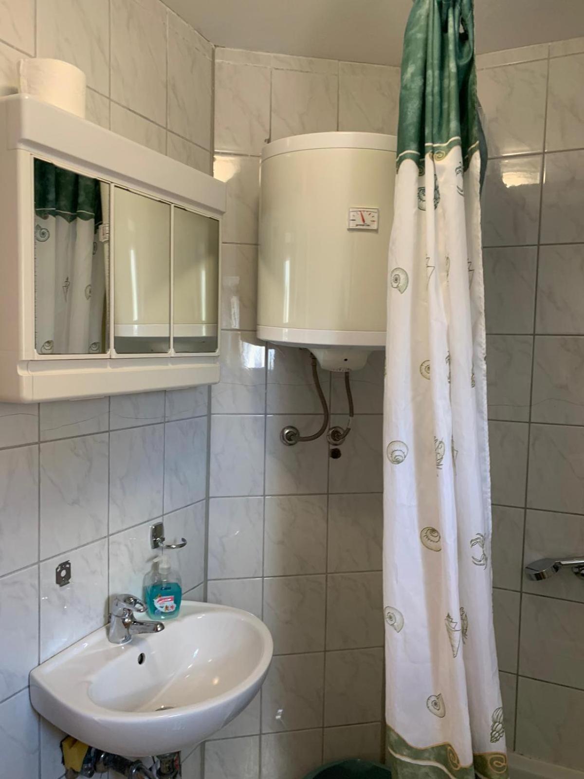 Apartmani Kutlesa ヴォディツェ エクステリア 写真