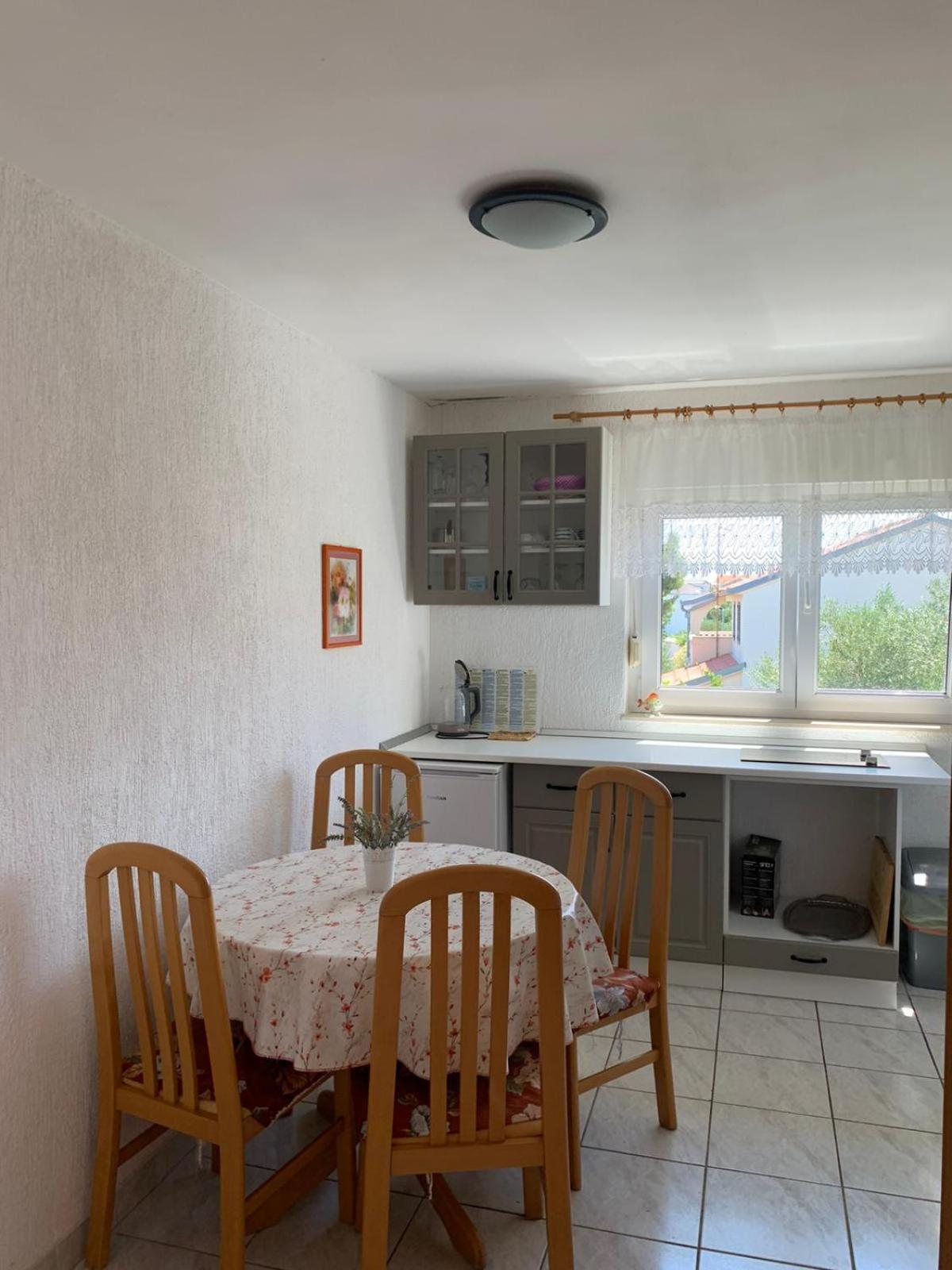 Apartmani Kutlesa ヴォディツェ エクステリア 写真